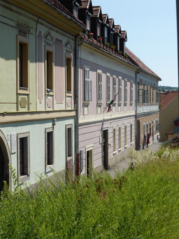 Brody Apartman Eger Exterior photo